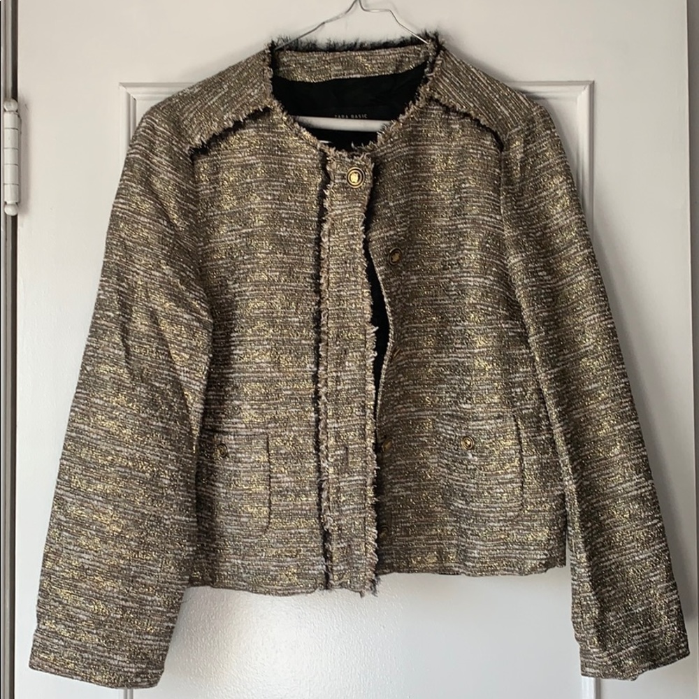 Women’s cropped tweed blazer